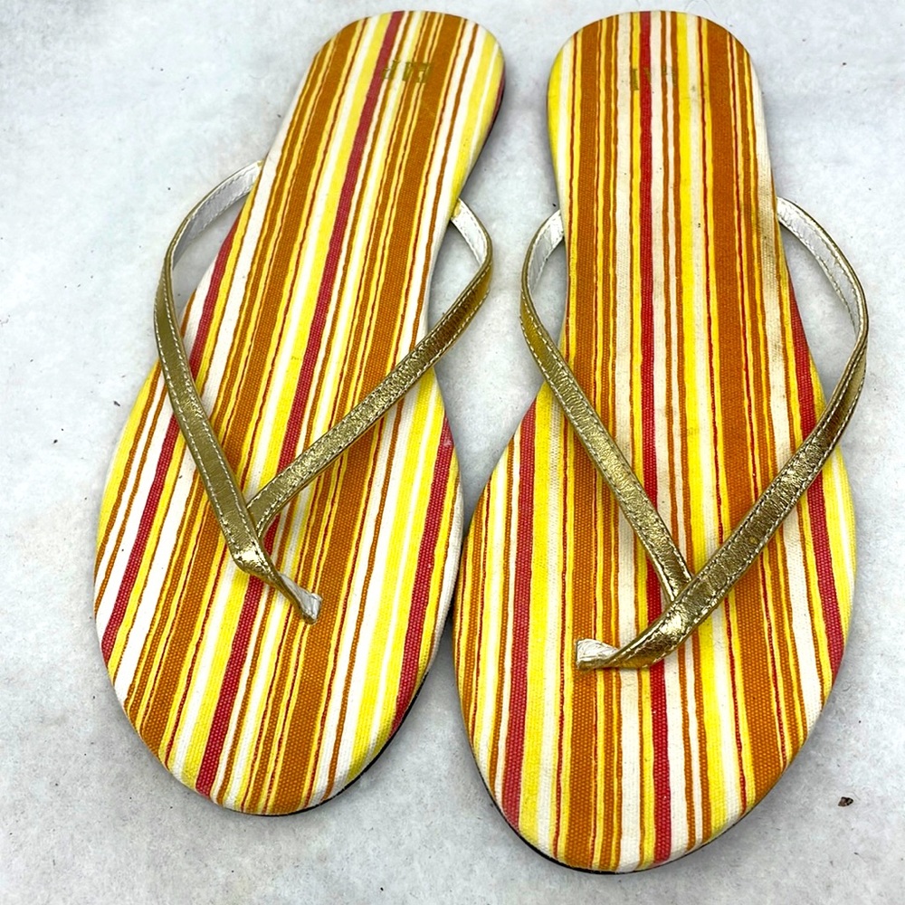 NEW!!! Gap flat sandals ladies sz 10